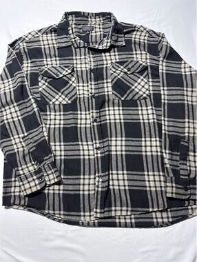 Steve's Jeans 4X Black & White Plaid Flannel Shirt - Cozy & Comfy!